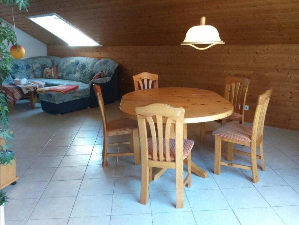 Apartamento Haus Saentisblick Eriskirch Exterior foto